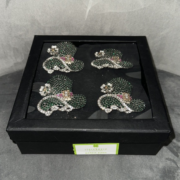 St Patrick’s day leprechaun hat napkin rings - Picture 3 of 3